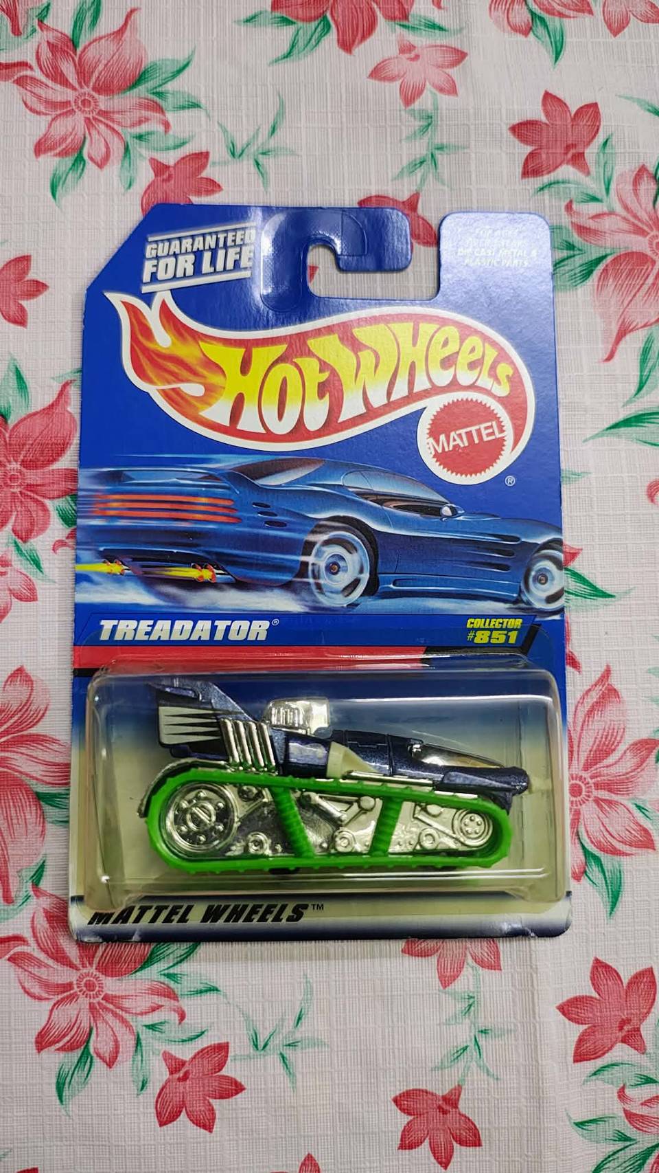Hot Wheels Treadator Bright Green | Imported – 1:64 Scale Retro Insect Mainline Diecast Model Car