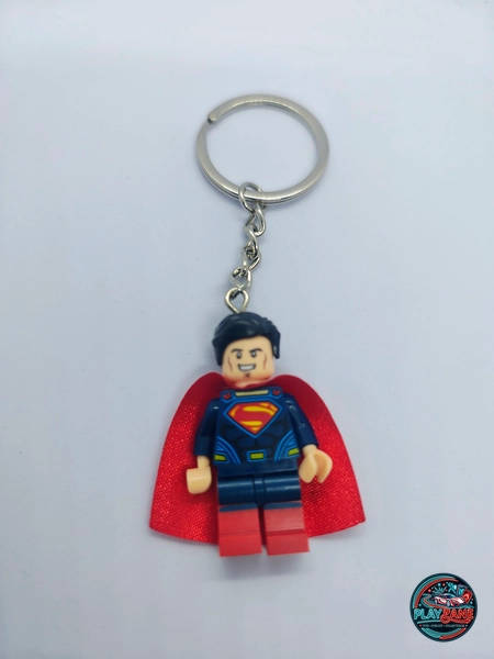 Custom Man of Steel Superman Minifigure Keyring | Premium Brick-Compatible Modern Cinematic Pocket Figure Keychain