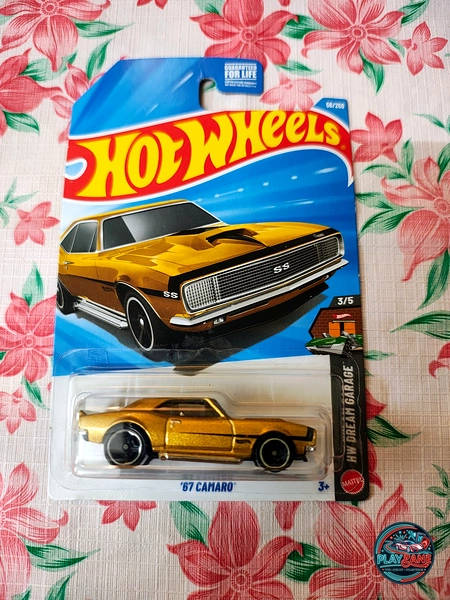 Hot Wheels HW Dream Garage – '67 Camaro (Metalflake Gold Edition) | Imported Mainline 1:64 Scale Die-Cast Car (Track #3/5 / Collector #58/250)