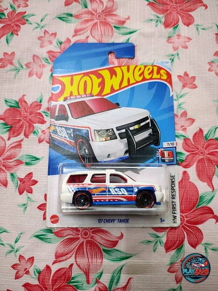 Hot Wheels '07 Chevy Tahoe (HW Rescue 1:64 Scale)