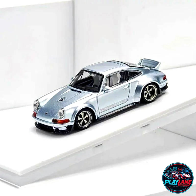 Zincit Model 1:64 Singer Reimagined 911 (964) DLS (Dynamics and Lightweight Study) - Ice Blue Metallic Limited Edition Resin/Die-Cast Collector Model Car with Acrylic Display Case