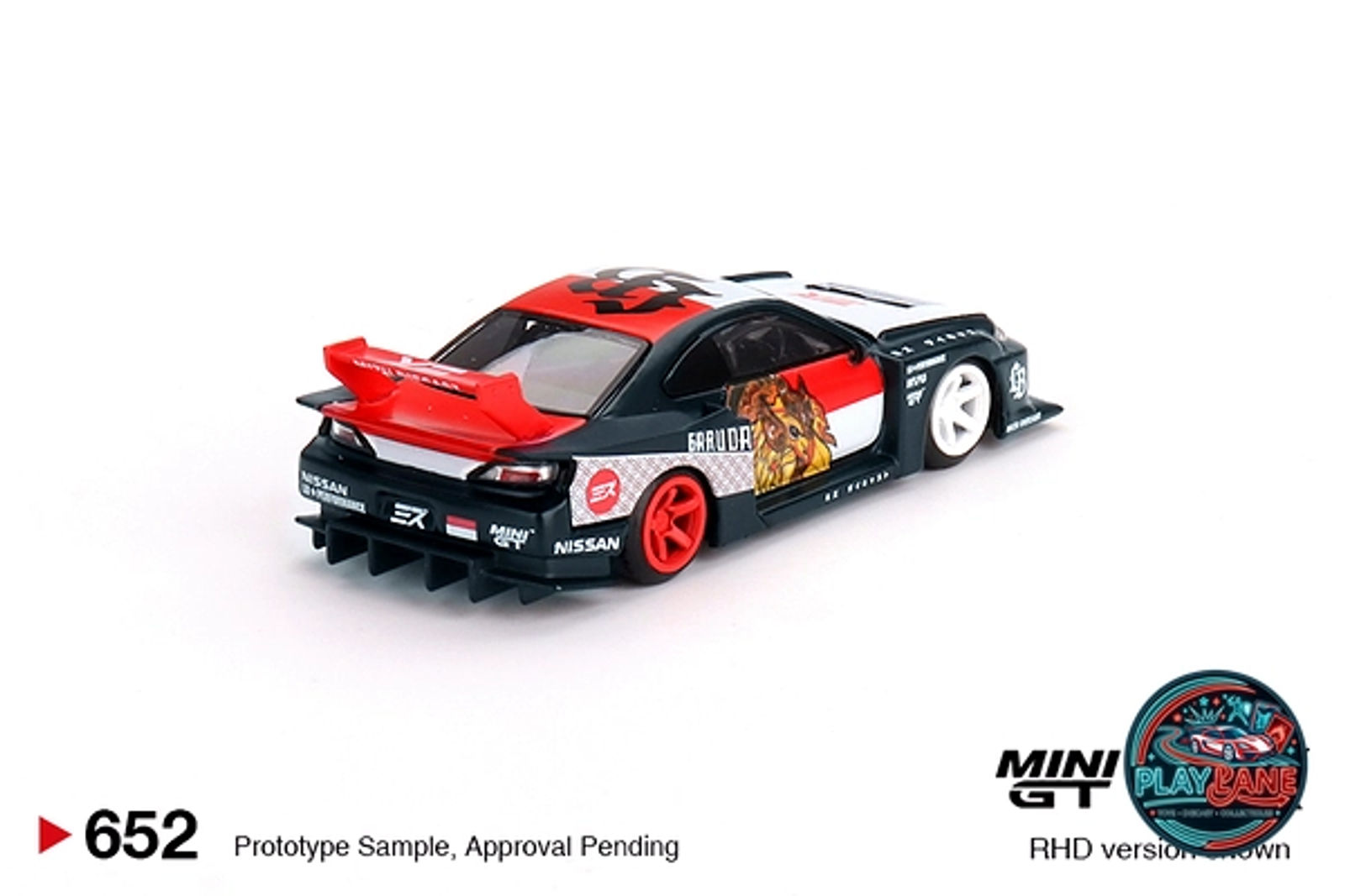Mini GT 1:64 LB-Super Silhouette Nissan SILVIA (S15) "GARUDA" (Die-Cast Model Car) - Main View 3