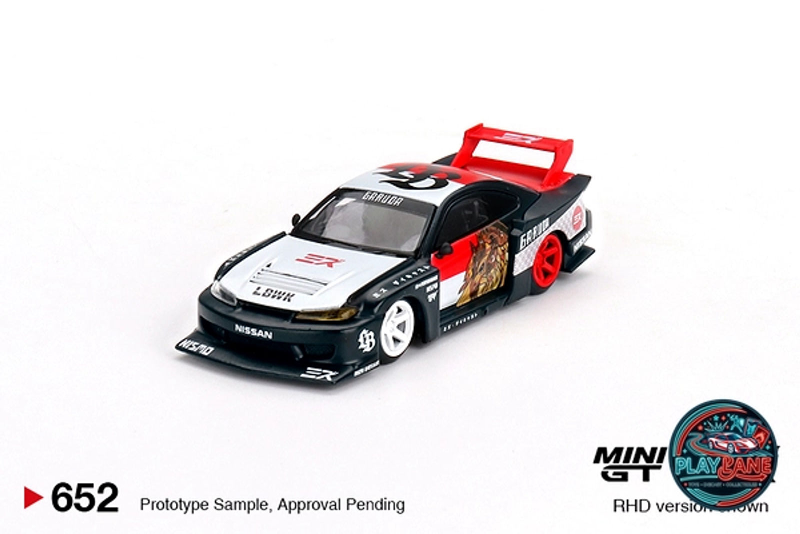 Mini GT 1:64 LB-Super Silhouette Nissan SILVIA (S15) "GARUDA" (Die-Cast Model Car) - Main View 4