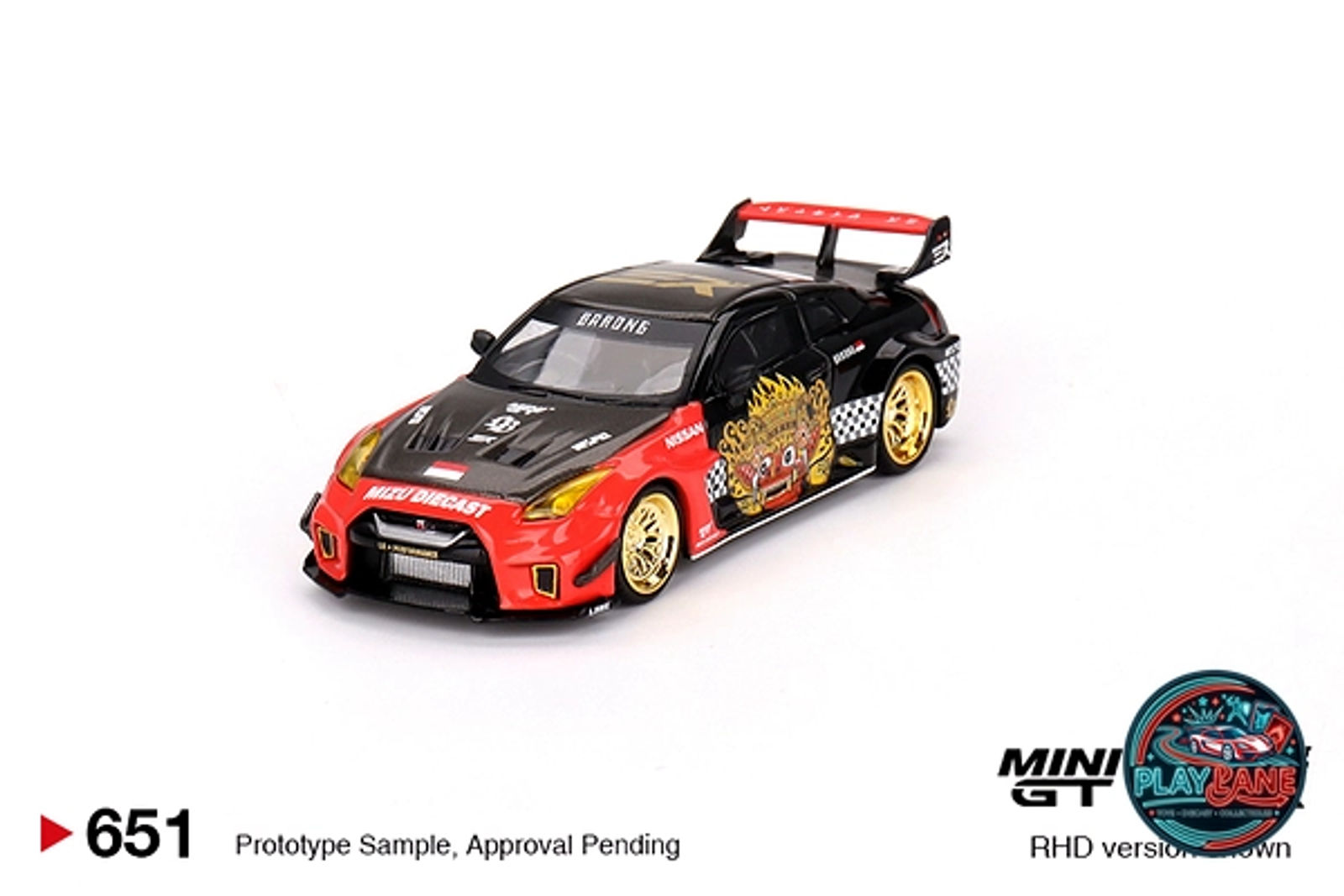 Mini GT 1:64 LB-Silhouette WORKS GT NISSAN 35GT-RR Ver.1 “BARONG” (Die-Cast Model Car) - Main View 3