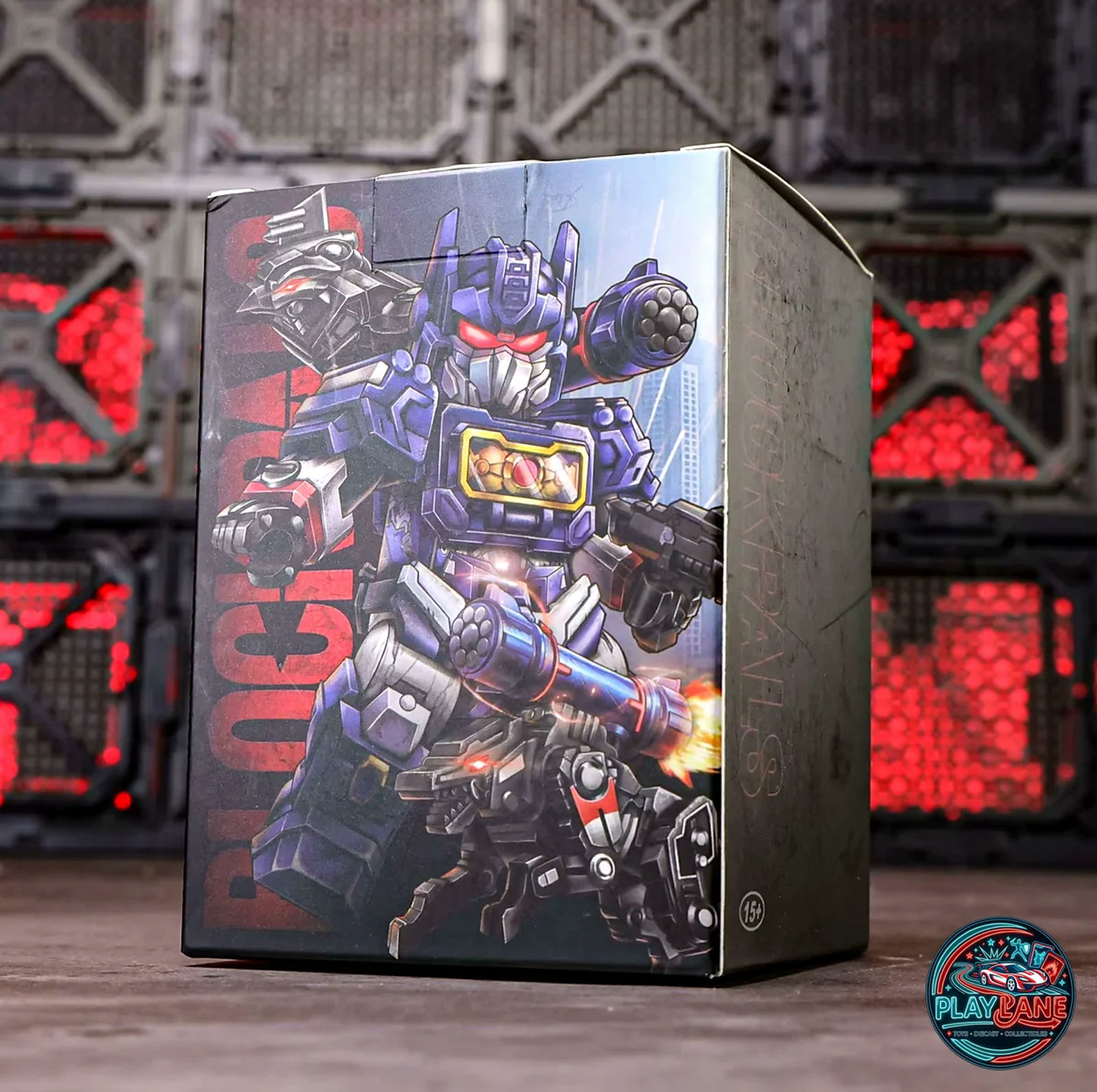 Brick Man Custom Soundwave Minifigure (G1 Transformers Series) - Main View 7